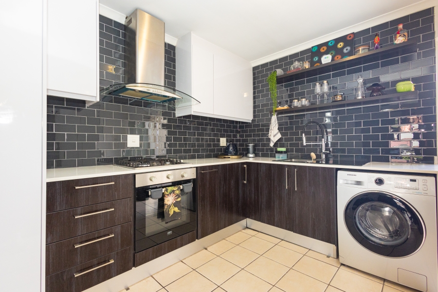 2 Bedroom Property for Sale in Vredekloof Heights Western Cape